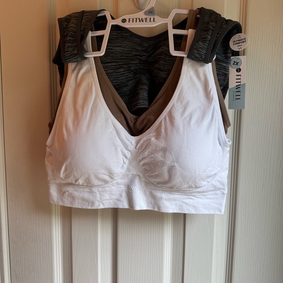 NWT SET OF THREE FITWELL WIRELESS COMFORT BRAS - Picture 4 of 7